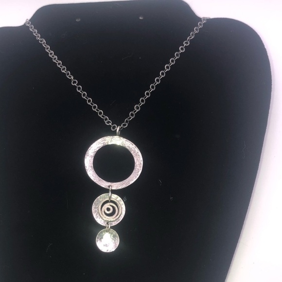 SILPADA Sterling Hammered Circles & Swirl Necklace Retired N1709 19” & 2.5” - Picture 4 of 10